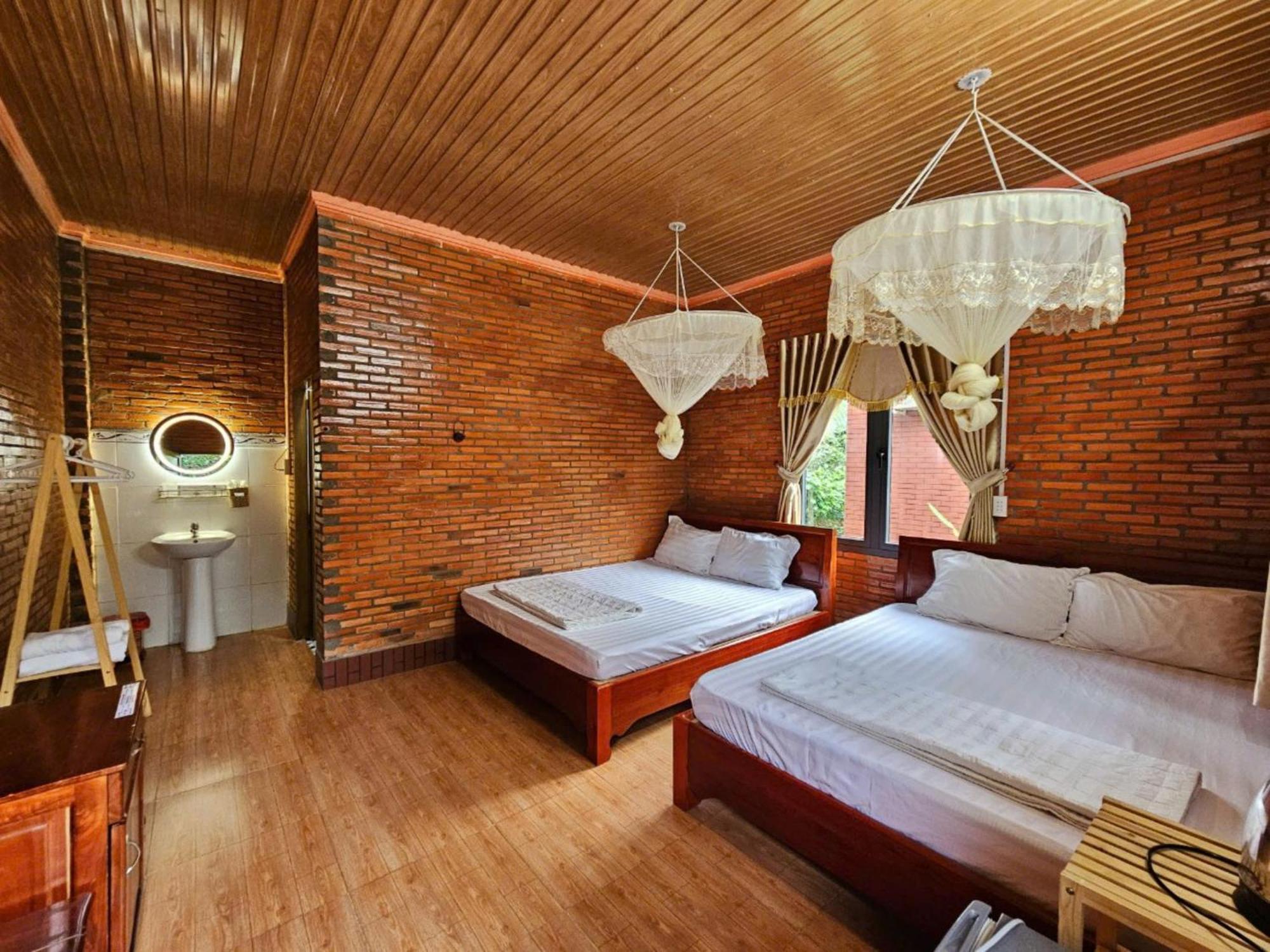 Thuy Tien Ecolodge Cat Tien Esterno foto